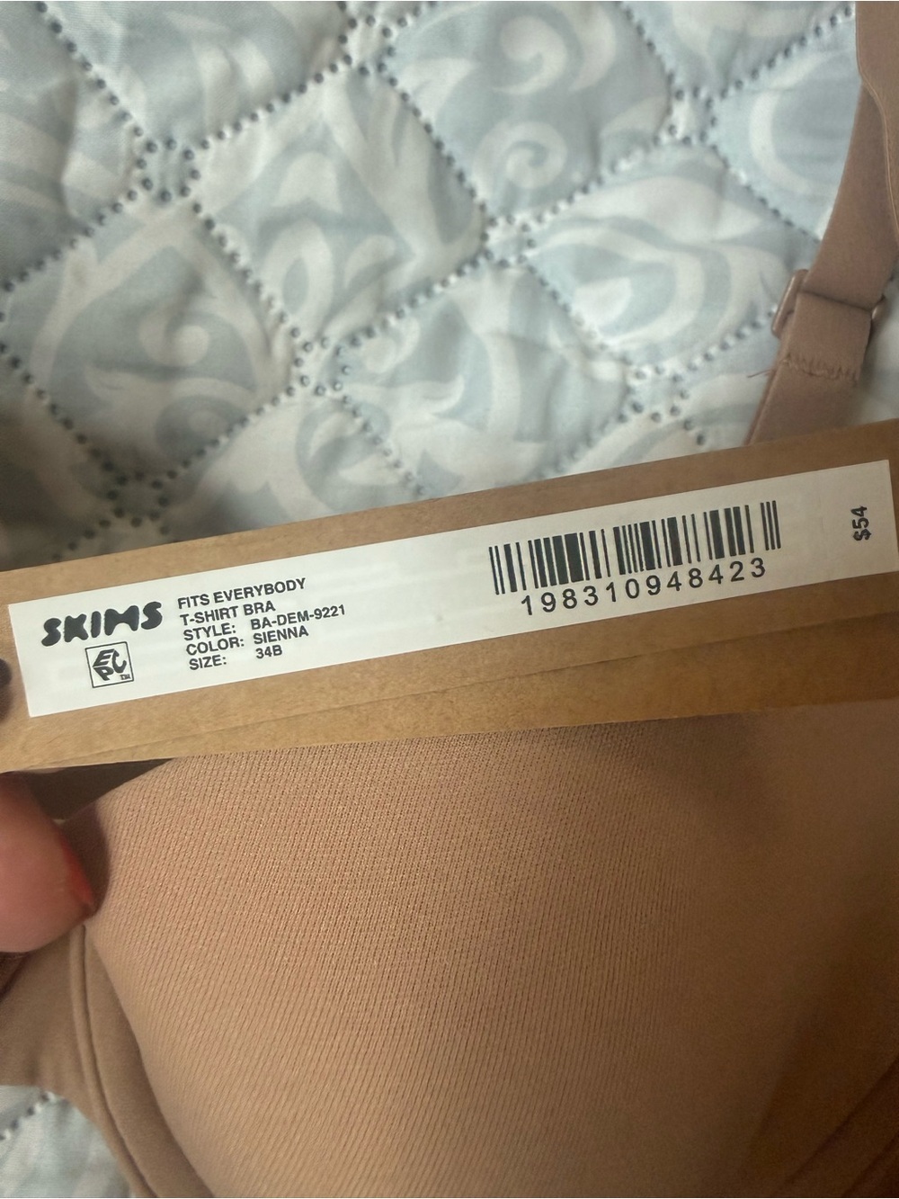 NWT Soft SKIMS 34B Fits everybody t-shirt bra with padding - Picture 6 of 6